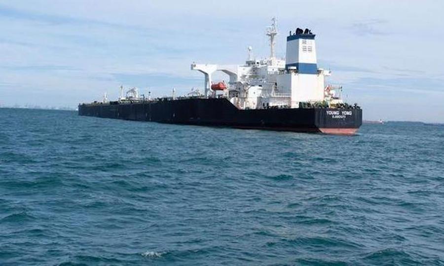 США ослабили ограничения на танкеры, контролируемые “украинским контрабандистом нефти’