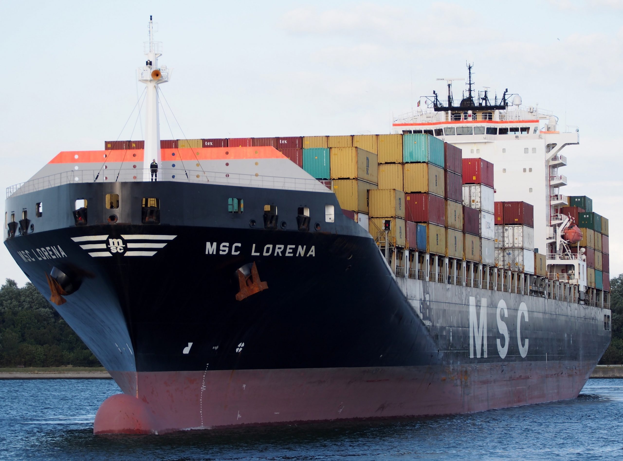 На контейнеровозе MSC снова обнаружены запрещенные вещества